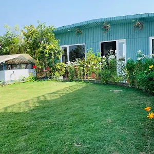Vandana's 3* New Delhi
